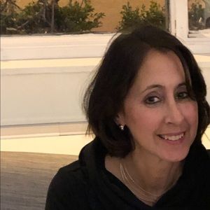 Meet your Posher, Nina